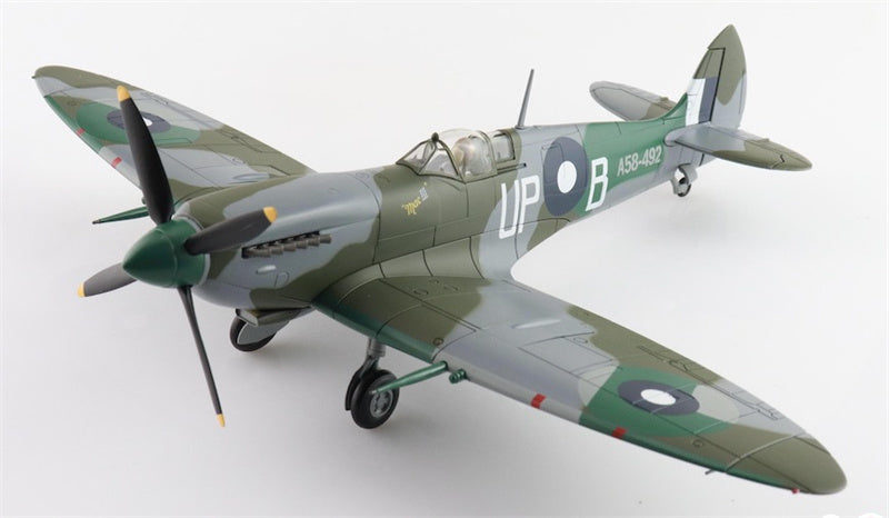 HOBBY MASTER Spitfire MK.VIII Mac III UP-B/A58-492 RAAF 1:48 Aircraft Pre-built Model