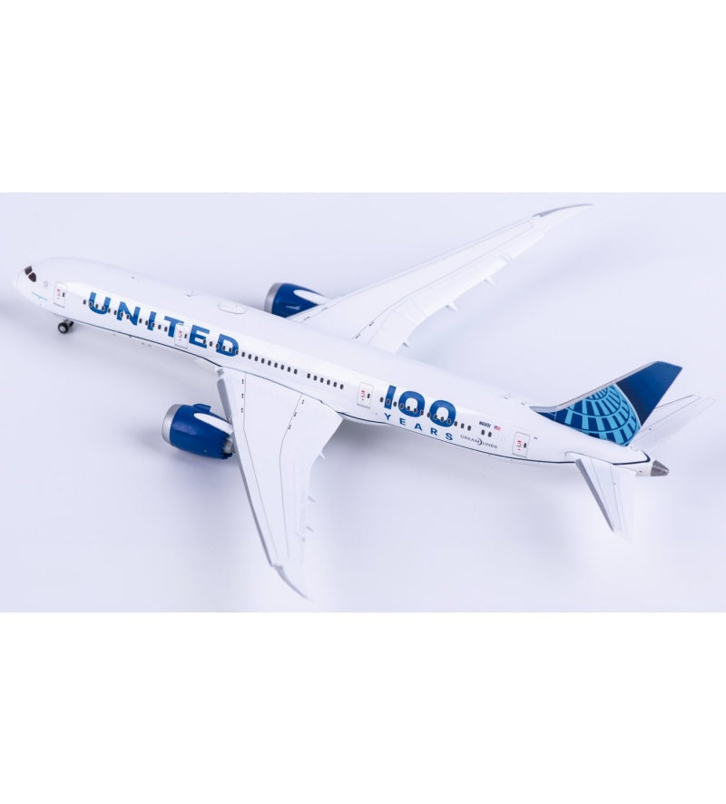 Geminijets 1:400 United Airlines Boeing 787-9 N61101 Flaps down DIECAST Model