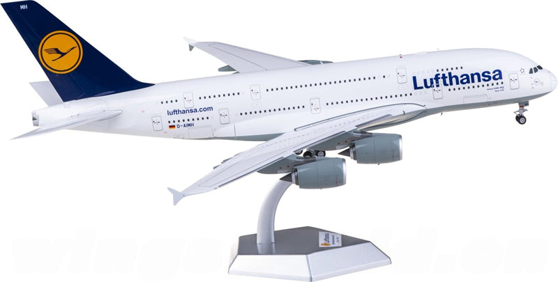 SQ Wings Lufthansa Airbus A380 D-AIMH 1:200 Diecast Model view 2