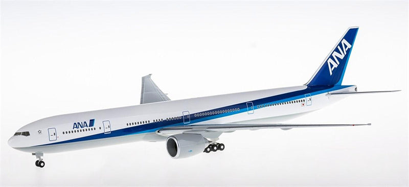 Hogan ANA Boeing 777-300ER 1:200 ABS Model view 2