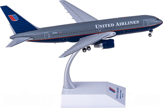 JC Wings United Airlines Boeing 767-200 N608UA 1:200 Diecast Model view 1