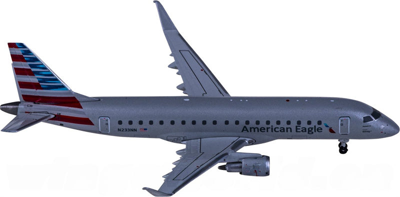 Geminijets American Eagle Airlines Embraer ERJ-175LR N233NN 1:400 Diecast Model view 3