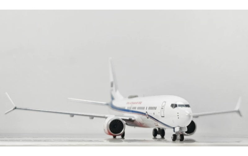NG Models 1:400 Royal Australian Air Force B737 MAX8 A62-002  DIECAST Model
