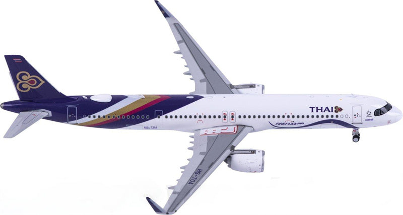 Phoenix Thai Airways Airbus A321neo HS-TOA 1:400 Diecast Model view 2