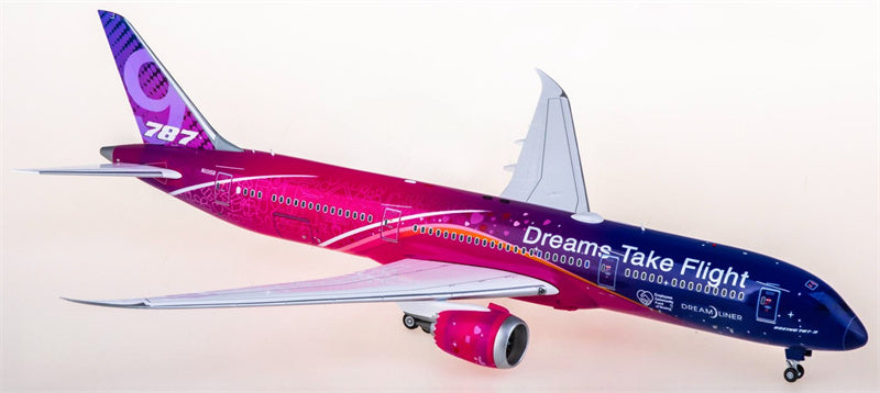 SQ Wings 1:200 Boeing 787-9 N1015B Diecast Model view 3