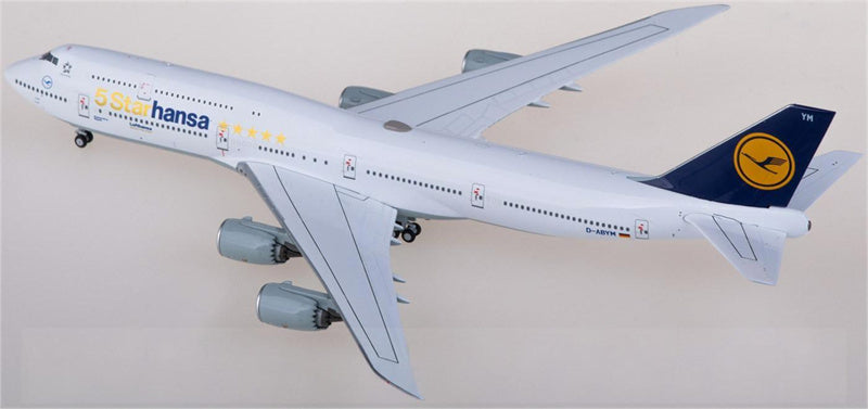 NG Models Lufthansa Boeing 747-8 D-ABYM 1:400 Diecast Model view 2
