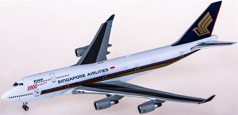 JC Wings Singapore Airlines Boeing 747-400 9V-SMU 1:400 Diecast Model view 3
