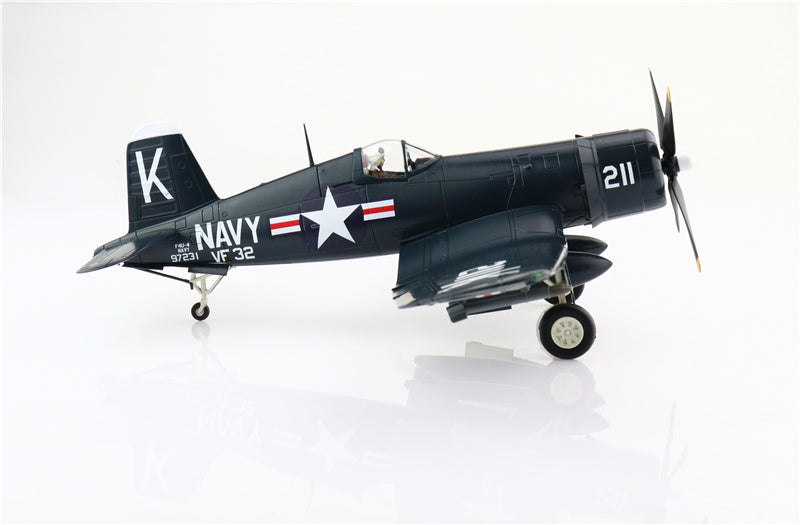 HOBBY MASTER F4U-4 Corsair White 211 97231 flown by Ensign Jesse L. Brown VF-32 USS Leyte 4th Dec 1950 1/48 Aircraft Pre-built Model