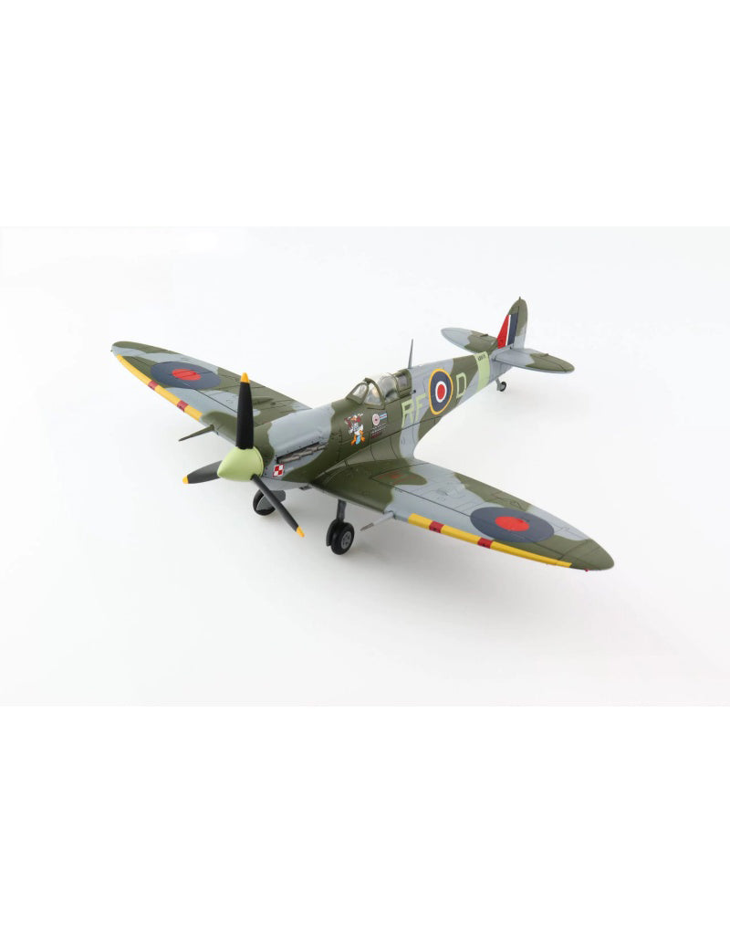 HOBBY MASTER RAF Spitfire MK. Vb Kemble Air Show 1:48 Model 2011  BBMF scheme RF-D/AB910