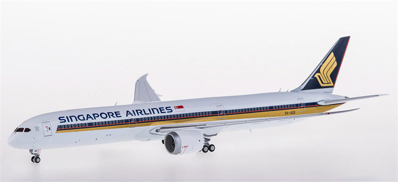 JC Wings 1:400 Singapore Airlines Boeing 787-10 9V-SCB Diecast Model view 3