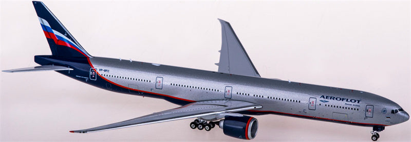 Phoenix Aeroflot Boeing 777-300ER VP-BFC 1:400 Diecast Model view 1