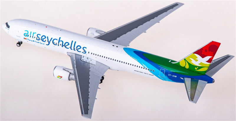 Phoenix Air Seychelles Boeing 767-300ER S7-AHM 1:400 Diecast Model view 3