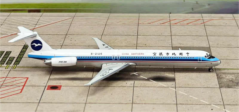 Phoenix China Northern Airlines McDonnell Douglas MD-82 B-2126 1:400 Aircraft Model