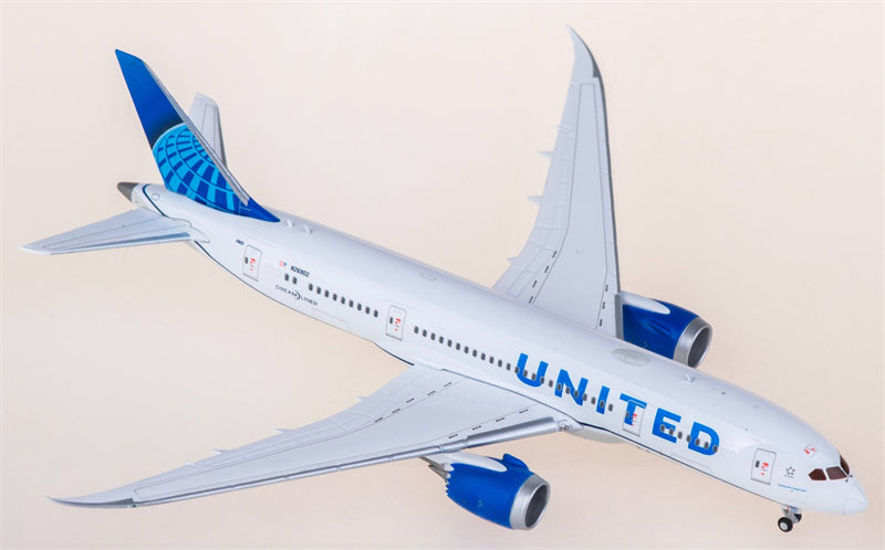 Geminijets United Airlines for Boeing 787-8 N26902 1:400 Airplane Pre-built  Airliner Model Display