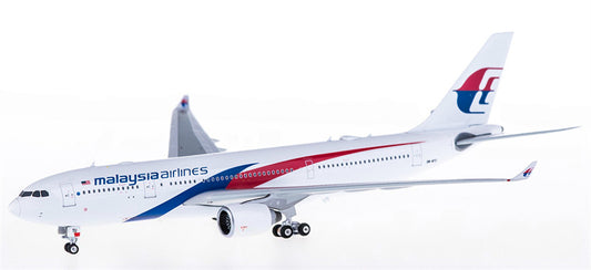 Phoenix Malaysia Airlines for Airbus A330-200 9M-MTU 1:400 Aircraft Pre-built  Airliner Model Display