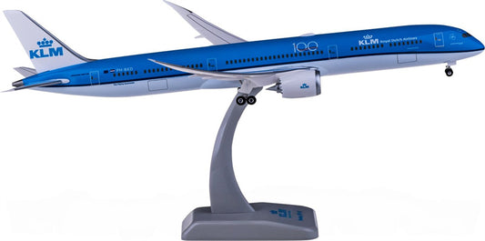 Hogan KLM Boeing 787-10 PH-BKD 1:200 ABS Model view 1