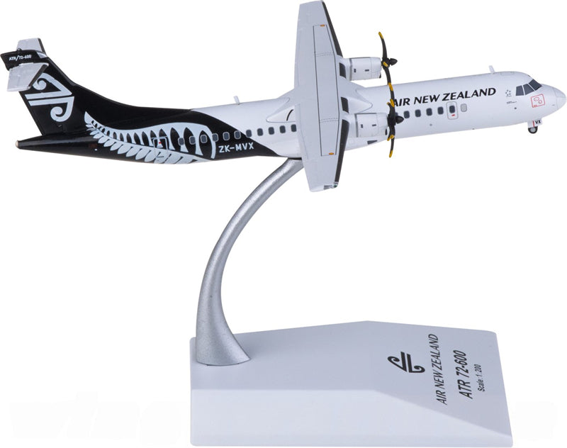 JC Wings Air New Zealand ATR-72-600 ZK-MVX 1:200 Diecast Model view 2
