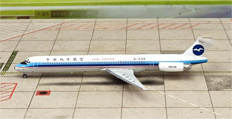 Phoenix China Northern Airlines McDonnell Douglas MD-82 B-2126 1:400 Aircraft Model