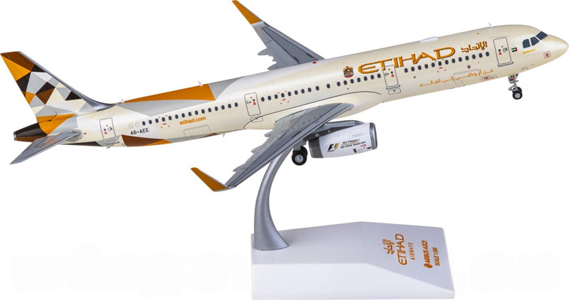 JC Wings 1:200 Etihad Airways Airbus A321 A6-AEE Diecast Model view 2