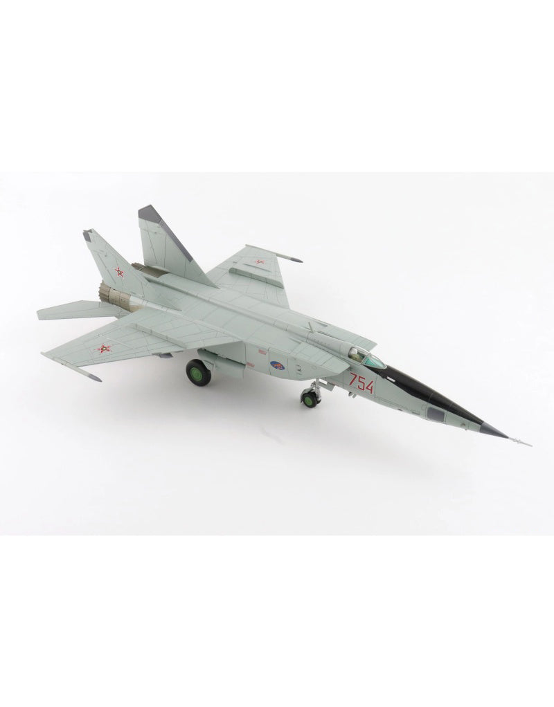 HOBBY MASTER Bulgarian Air Force MiG-25RBT  1:72 Model   Red 754