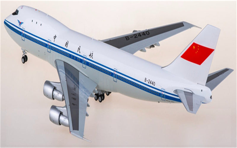 SQ Wings CAAC Boeing 747-200 B-2440 1:200 Diecast Model view 3