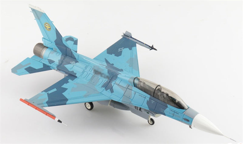HOBBY MASTER F16B Fighting Falcon Top 04 Centennial of Naval Aviation 2011 1:72 Aircraft Pre-built Model