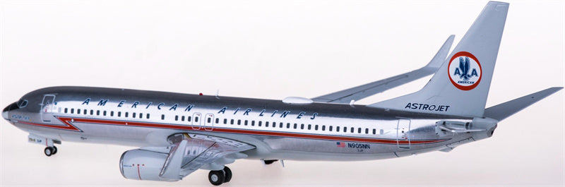 Geminijets American Airlines Boeing 737-800 N905NN Astrojet 1:200 Diecast Model view 2