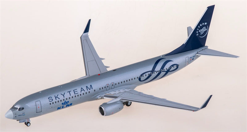 NG Models 1:200 KLM Boeing 737-900ER PH-BXO Gray Nose Model