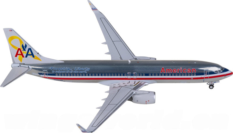 C American Airlines Boeing 737-800 N905AN 1:400 Diecast Model view 2