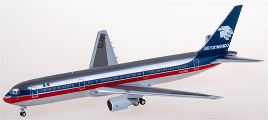 JC Wings Aeromexico Boeing 767-300ER XA-RWX 1:200 Diecast Model view 1