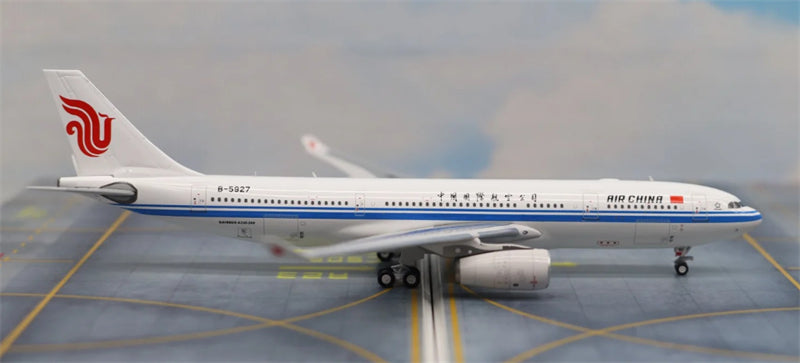Kylin Model 1:400 Air China Airbus A330-200 B-5927  DIECAST Model