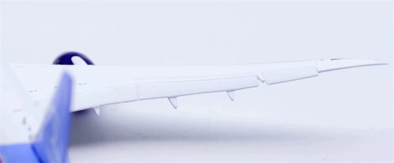 JC Wings 1:400 Riyadh Air Boeing 787-9 HZ-RXX Flaps down DIECAST Model