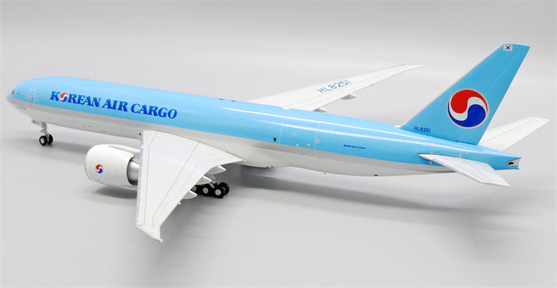 JC Wings 1:200 Korean Air Cargo Boeing 777-200F HL8251 Diecast Model view 6