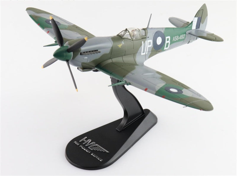 HOBBY MASTER Spitfire MK.VIII Mac III UP-B/A58-492 RAAF 1:48 Aircraft Pre-built Model