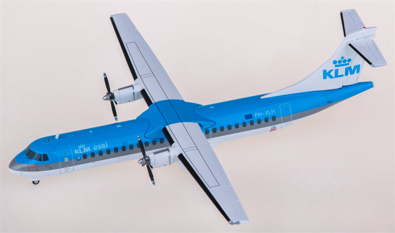 JC Wings KLM ATR-72-200 PH-XLH 1:200 Diecast Model view 1