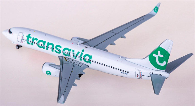 Geminijets Transavia Boeing 737-800 PH-HZV 1:400 Diecast Model view 3