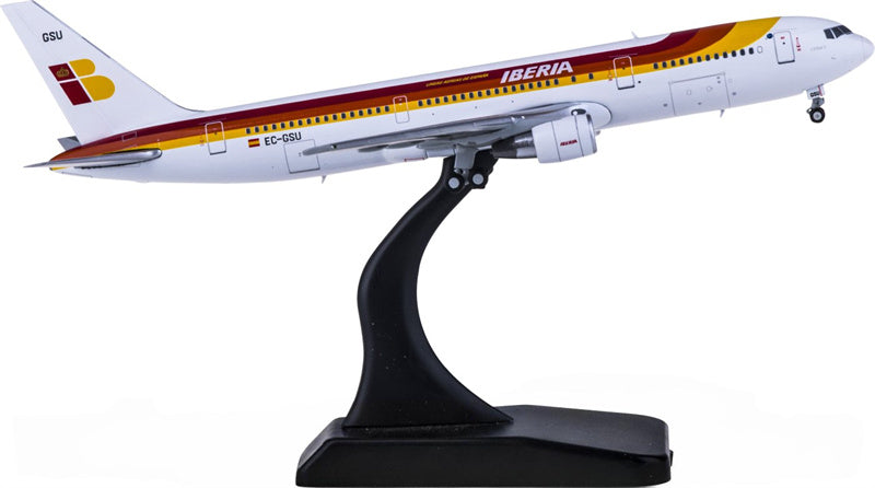 JC Wings Iberia Boeing 767-300ER EC-GSU 1:400 Diecast Model view 1