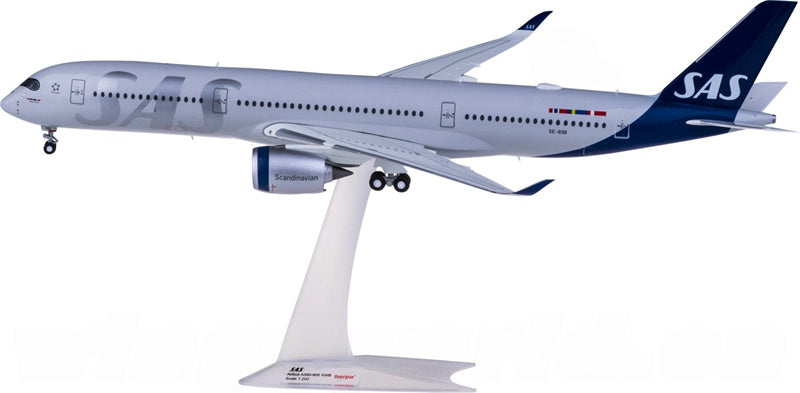 Herpa SAS Airbus A350-900 SE-RSB 1:200 ABS Model view 2