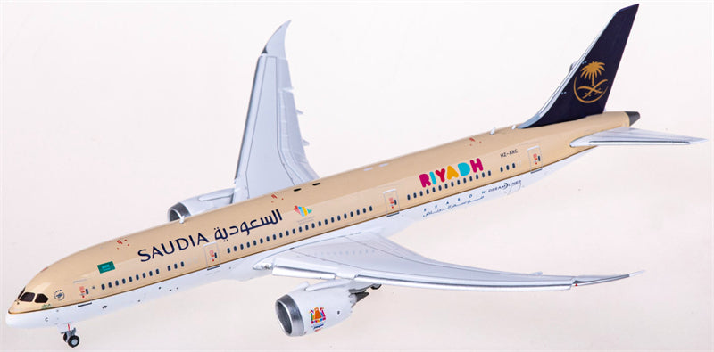 JC Wings Saudia Boeing 787-9 Dreamliner HZ-ARC Flaps Down 1:400 Diecast Model view 1