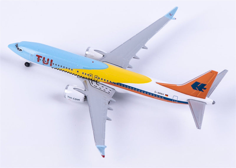 Herpa TUIfly Boeing 737 Max 8 D-AMAH 1:500 Diecast Model view 2