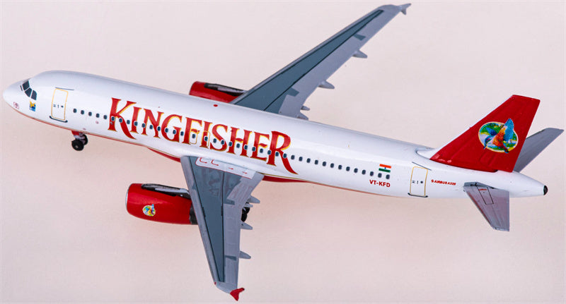 AeroClassics Kingfisher Airbus A320 VT-KFD 1:400 Diecast Model view 2