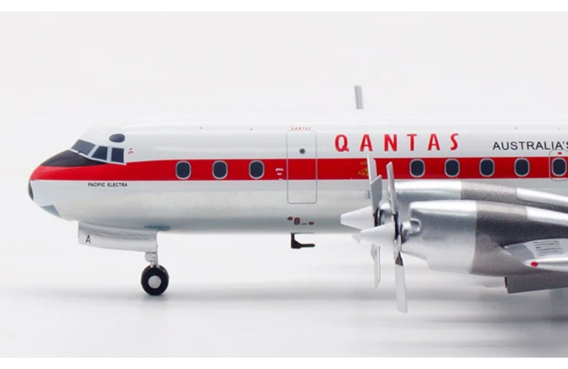 INFLIGHT 1:200 Qantas L-188 VH-ECA  DIECAST Model