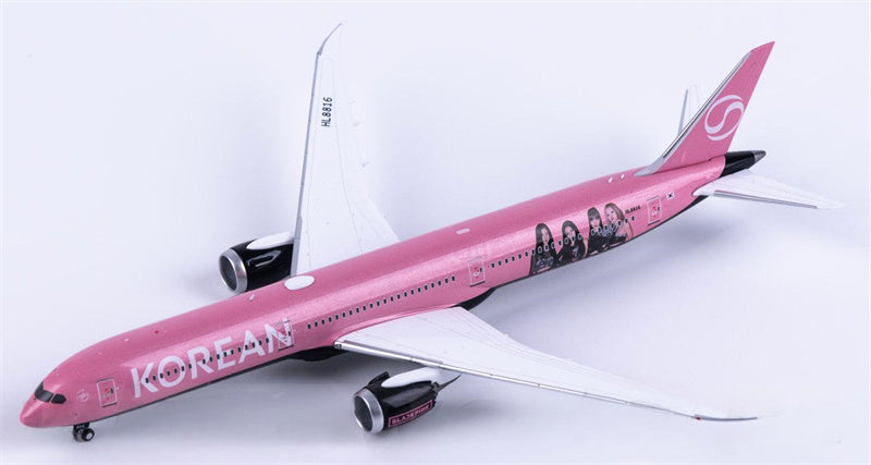 NG Models Korean Air Boeing 787-10 Dreamliner HL8816 Collector's Edition 1:400 Diecast Model view 2