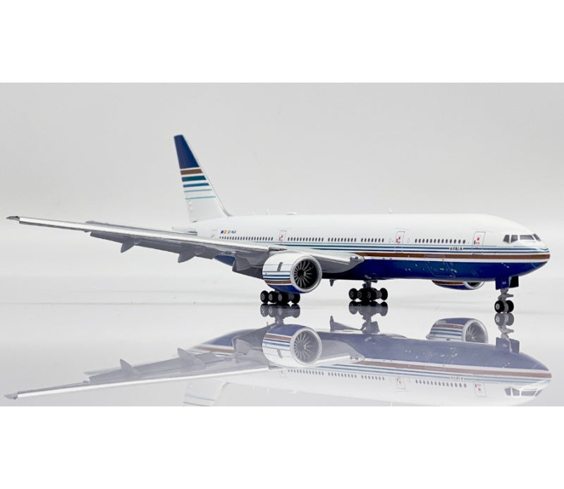 JC Wings 1:400 Privilege Style B777-200ER EC-MUA Flaps down DIECAST Model