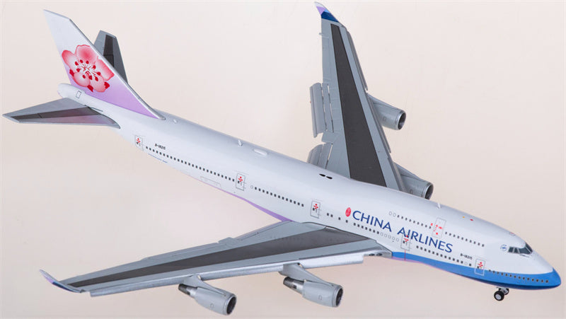 JC Wings China Airlines Boeing 747-400 B-18215 Flaps Down 1:400 Diecast Model view 1