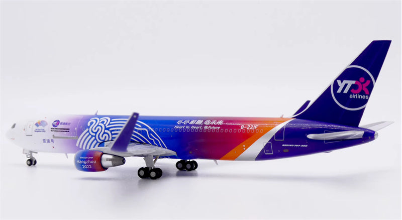 JC Wings YTO Airlines Boeing 767-300ERF B-221F 1:400 Aircraft Model