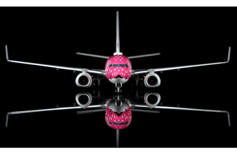 SQ Wings 1:200 Japan Transocean Air B737-800 JA06RK Standard Edition DIECAST Model