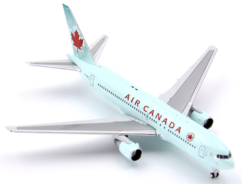 C Air Canada Boeing 767-200ER C-FVNM 1:400 Diecast Model view 3