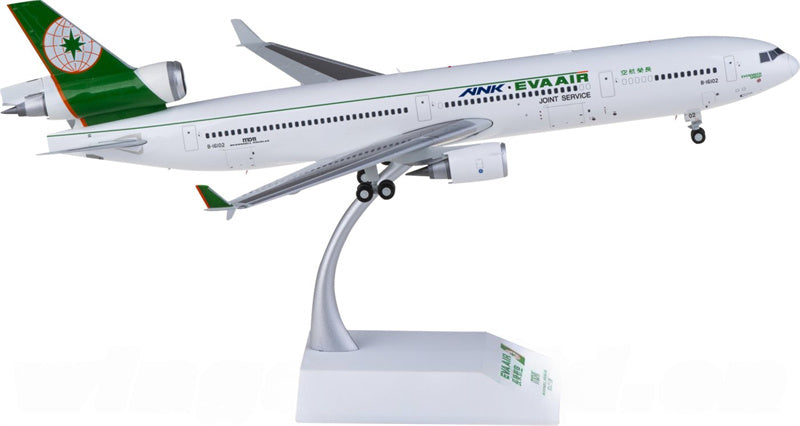 JC Wings EVA Air McDonnell Douglas MD-11F B-16102 1:200 Diecast Model view 3