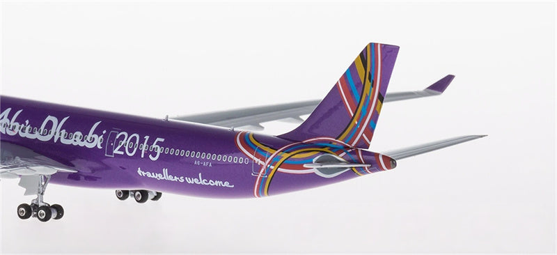Phoenix Etihad Airways for Airbus A330-300 A6-AFA Visit Abu Dhabi 2015 1:400 Airplane Pre-built  Airliner Model Display